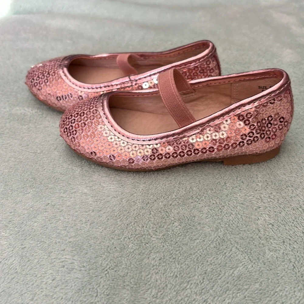 Children’s place sequin pink shoes, size 5